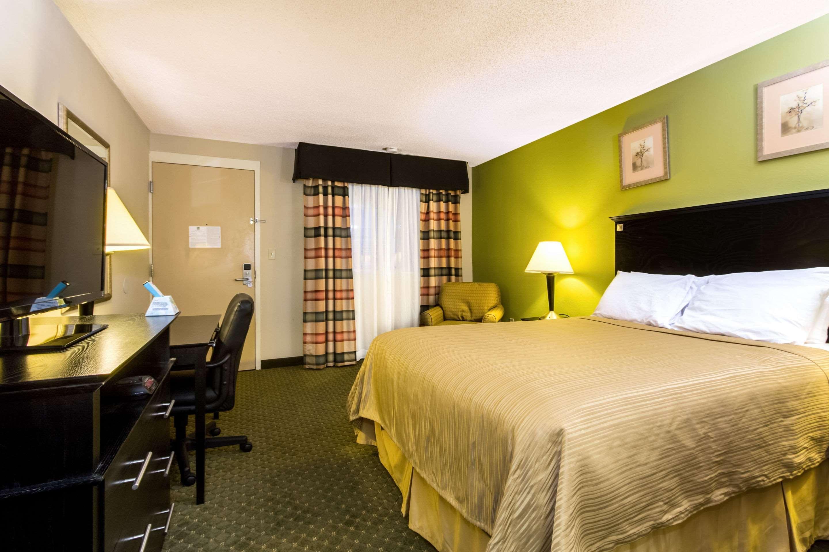 Quality Inn & Suites Moline - Quad Cities Buitenkant foto